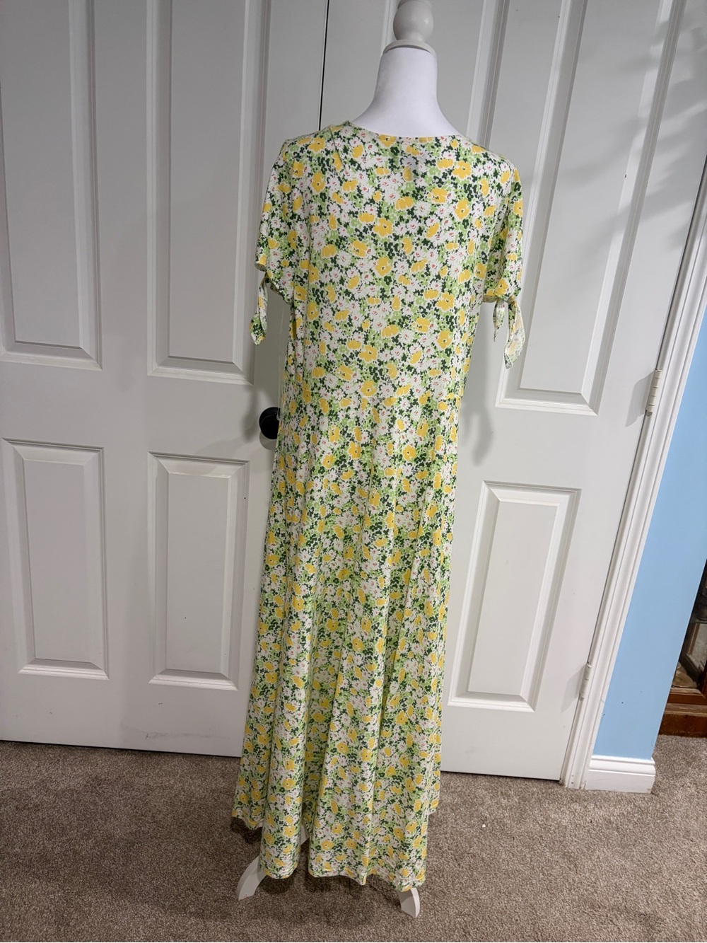 Chaps Floral Yellow & Green Maxi Dress with Tie Sleeves - Picture 2 of 10